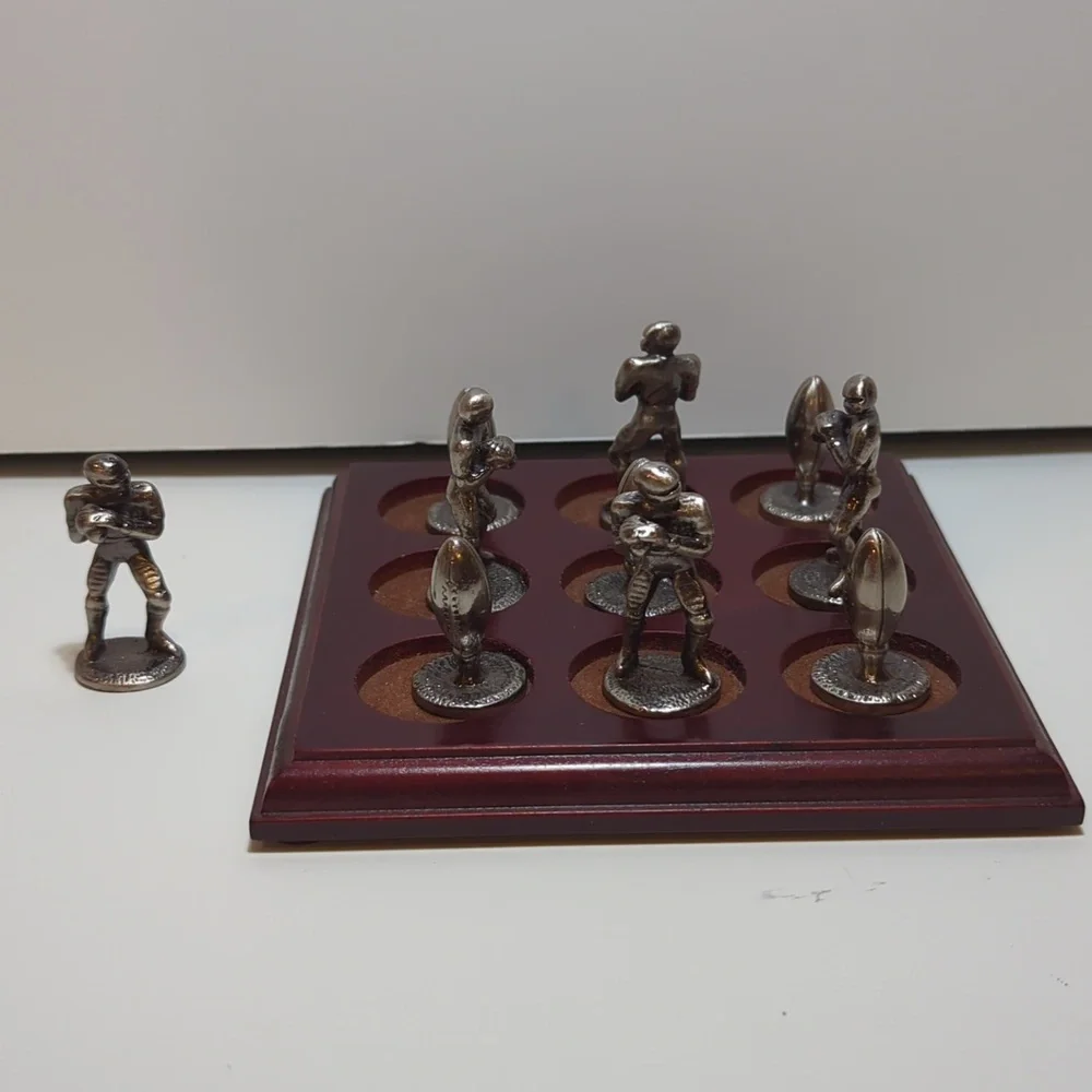 Pewter football players and footballs tic tac toe game with board